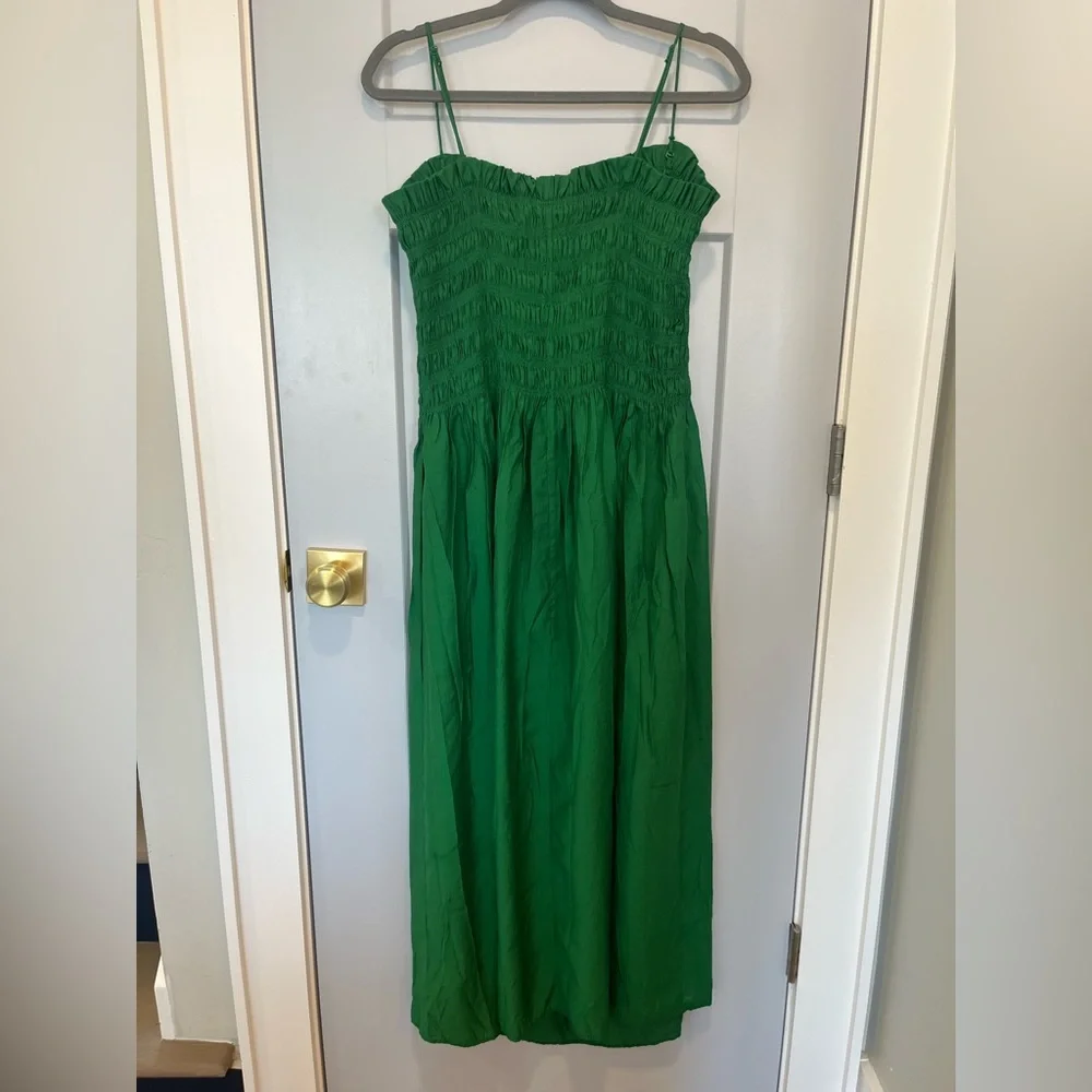 H&M Smocked-Bodice Strappy Green Dress - Picture 4 of 7
